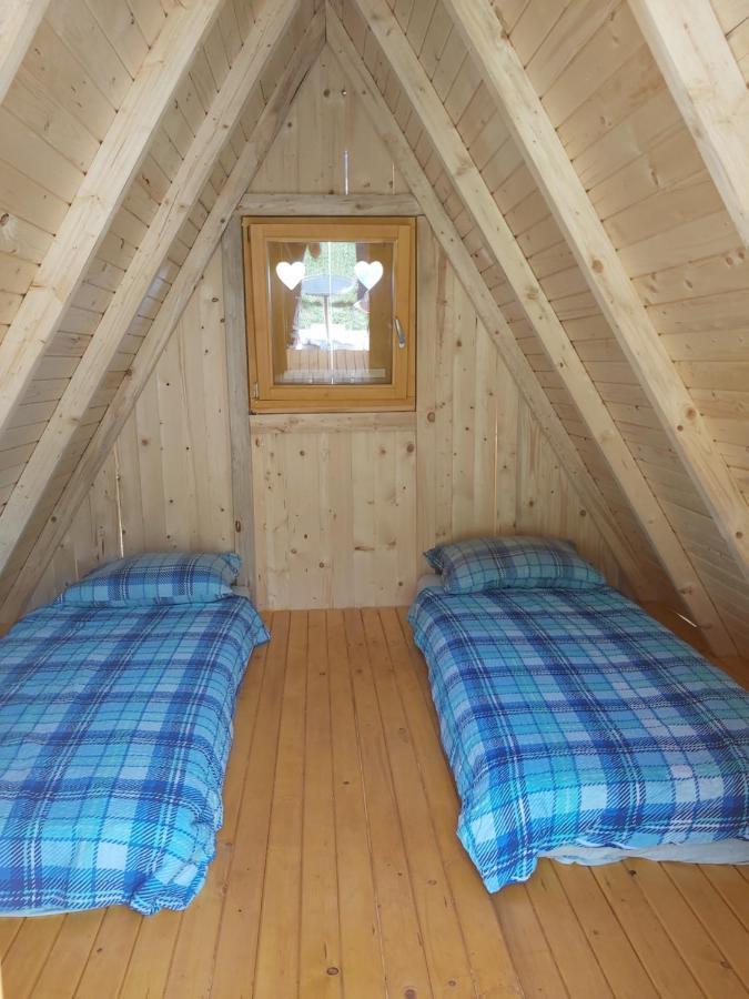Hotel Glamping Hiske Petrin à Tolmin Extérieur photo