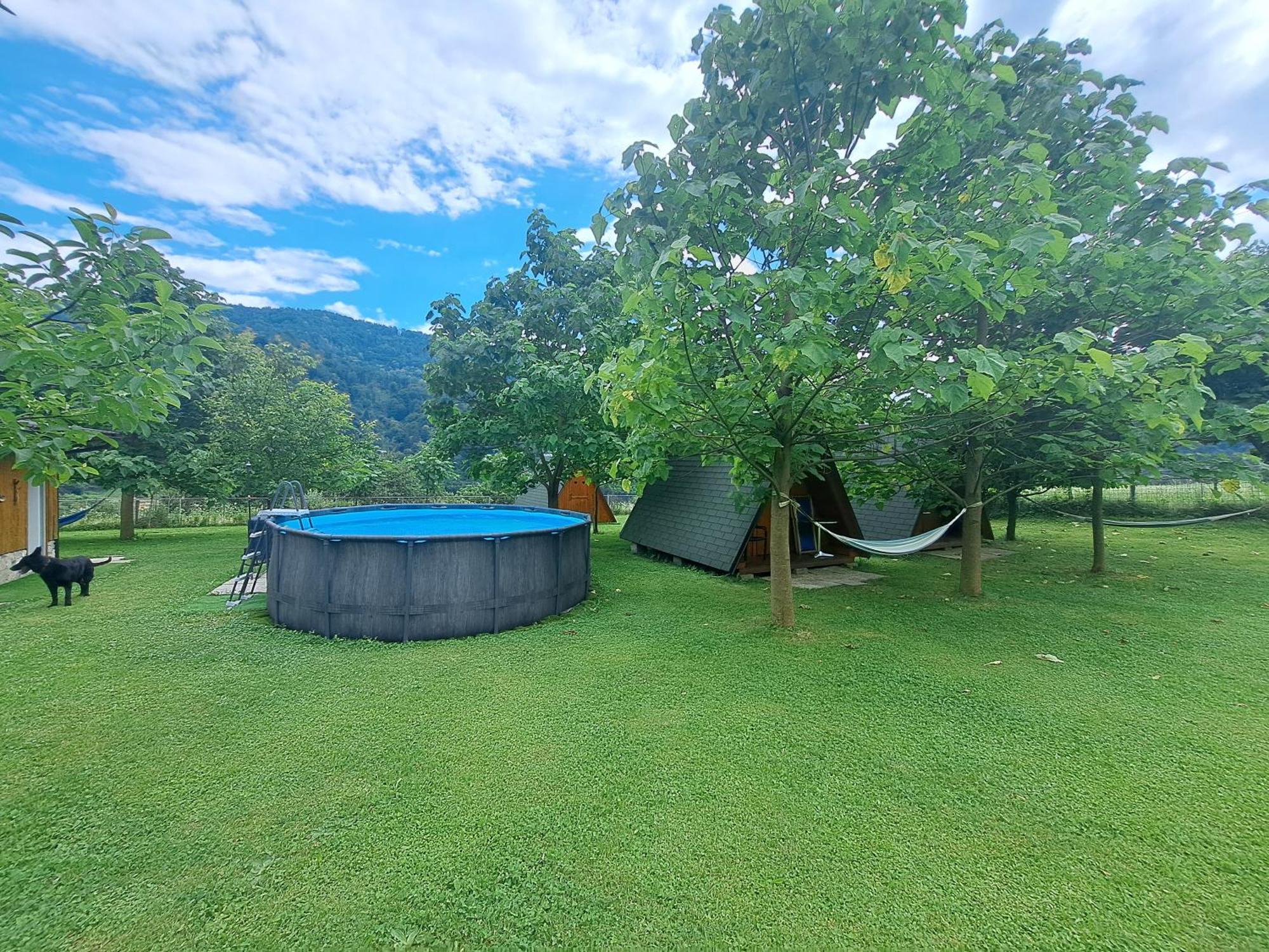 Hotel Glamping Hiske Petrin à Tolmin Extérieur photo