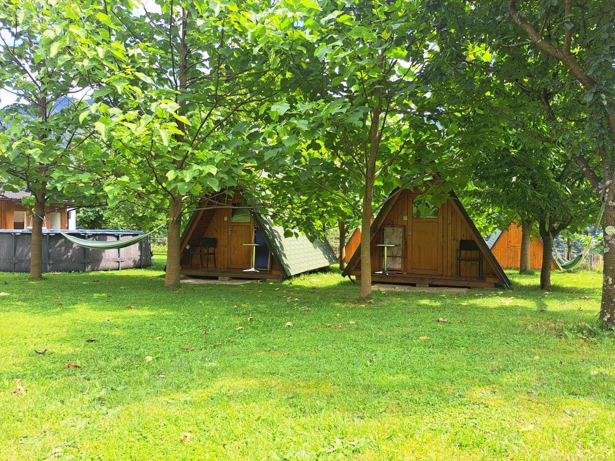 Hotel Glamping Hiske Petrin à Tolmin Extérieur photo